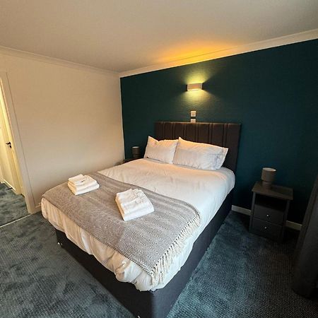 Newly Renovated Cozy Rooms In Fife Freuchie Exterior photo